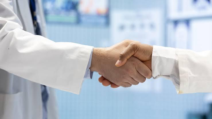 Reprendre un cabinet médical : le guide pour réussir son projet